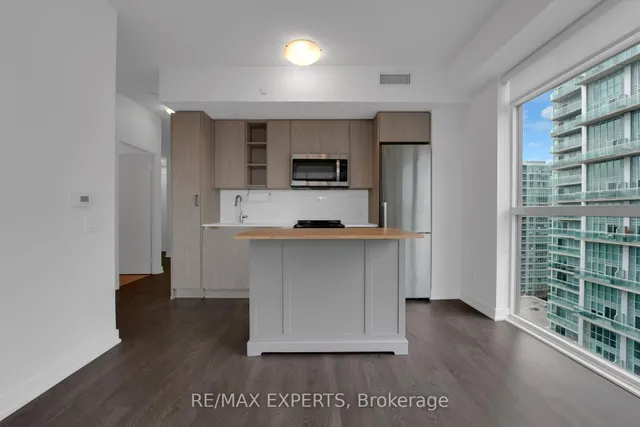 Additional image 9 of 251 Manitoba St Unit 1504