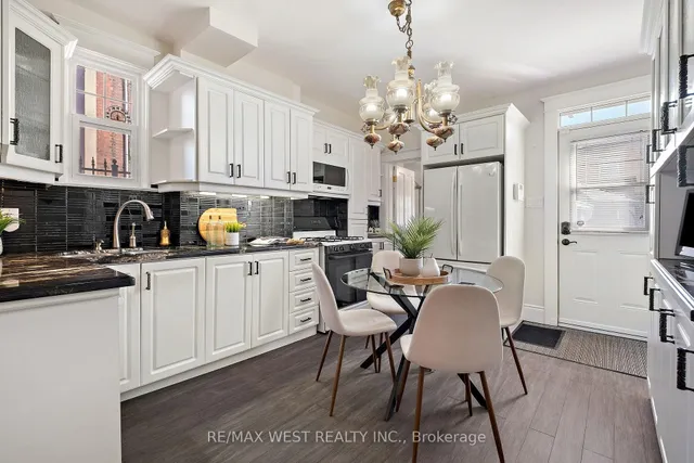 Additional image 11 of 119 Bellwoods Ave