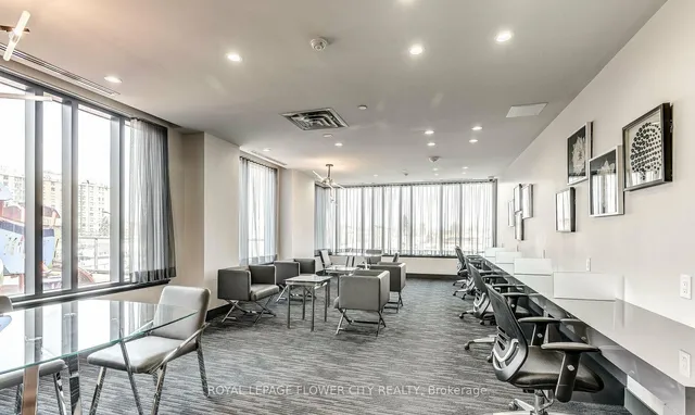 Additional image 3 of 5033 Four Springs Ave Unit 2118