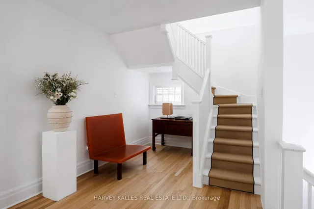 Additional image 26 of 11 Hawthorn Ave