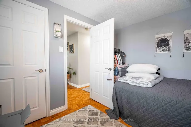 Additional image 32 of 9 Beachgrove Cres