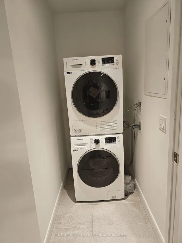 Additional image 14 of 741 King St Unit 309