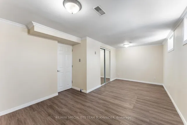 Additional image 35 of 21 White Abbey Park