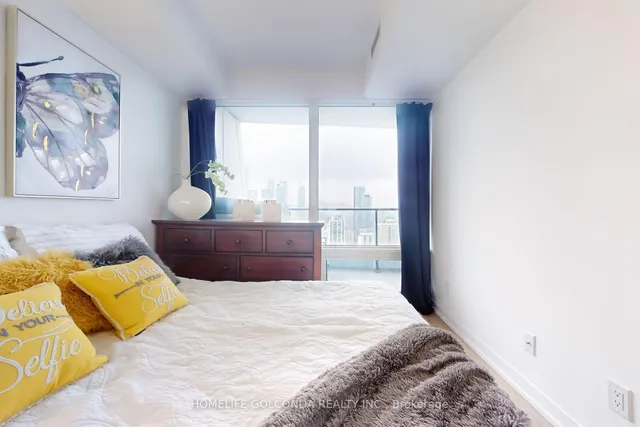 Additional image 20 of 85 wood St Unit PH08