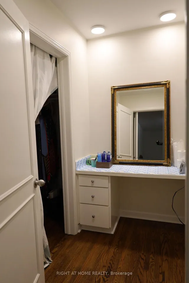 Additional image 19 of 236 York Mills Rd