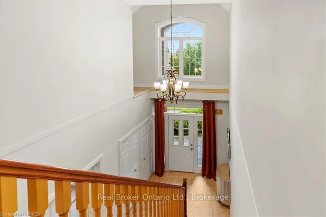 Additional image 17 of 45 Pioneer Tower Cres