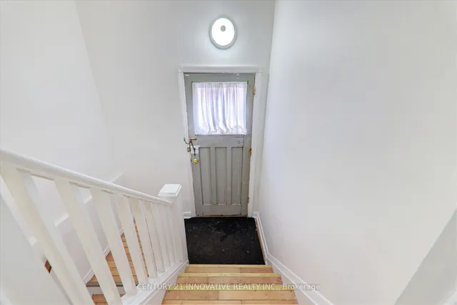 Additional image 21 of 80 Adanac Dr