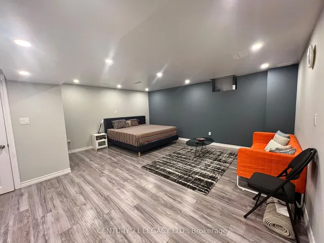 Additional image 32 of 51 Fairgrounds Dr