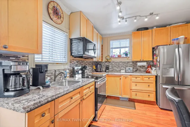 Additional image 12 of 59 East Bend Ave