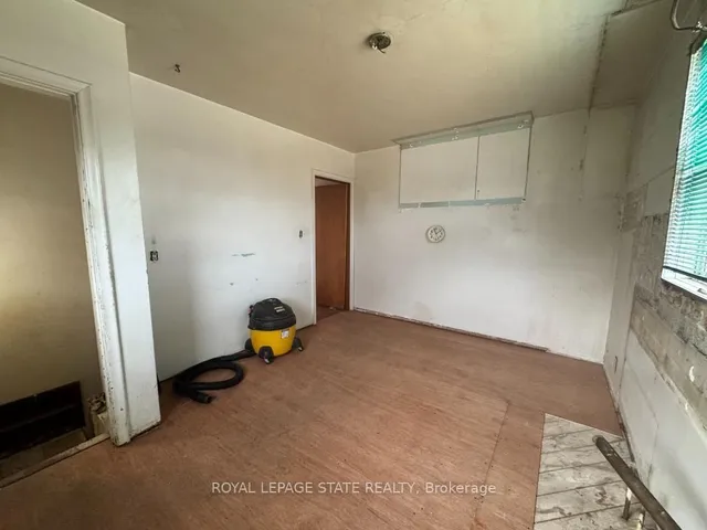 Additional image 7 of 686 Wickens Ave