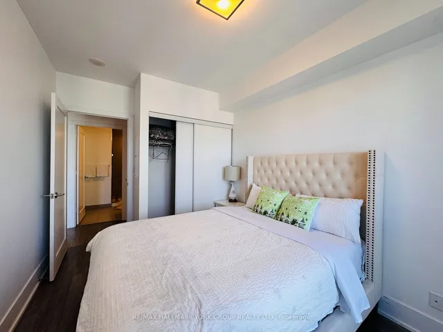 Additional image 23 of 300 Front St Unit 3507