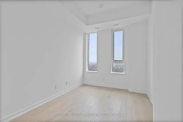 Additional image 12 of 3100 Keele St Unit 1210
