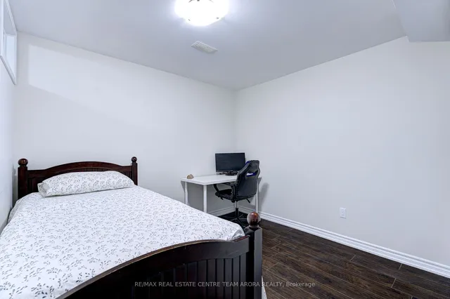 Additional image 36 of 49 Lathbury St