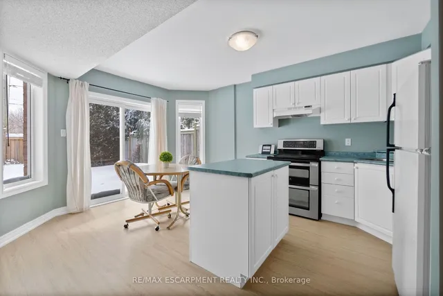 Additional image 30 of 46 Pentland Rd