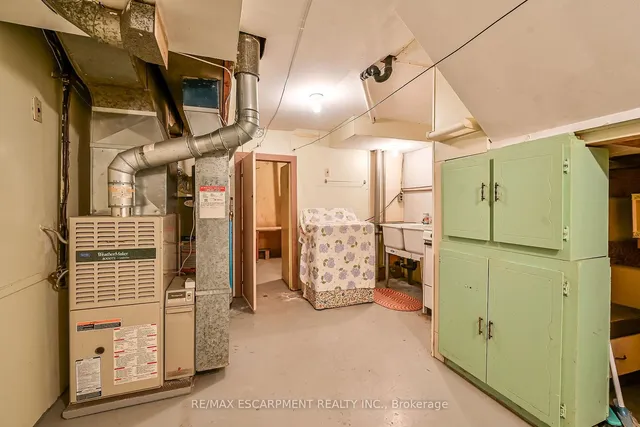 Additional image 30 of 41 Crane Crt