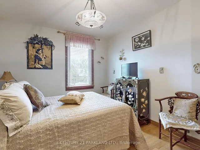 Additional image 23 of 526 Milverton Blvd