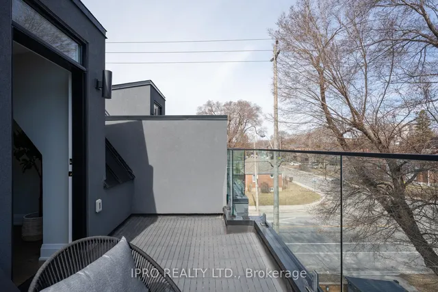 Additional image 36 of 285 Glebemount Ave