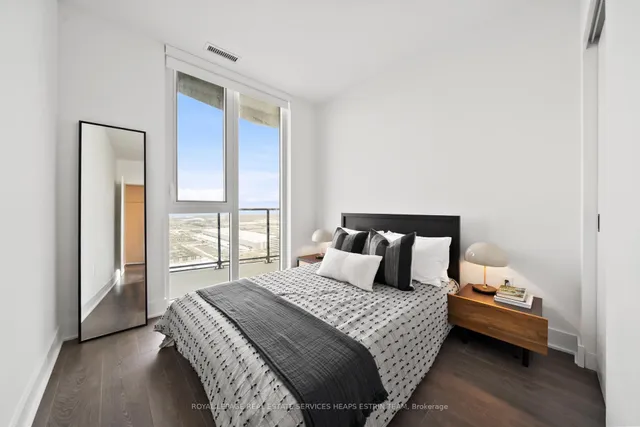 Additional image 17 of 36 Zorra St Unit 2708