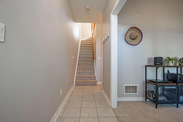 Additional image 27 of 2365 Lepage Common Dr