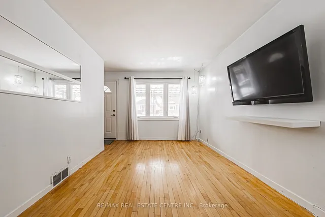 Additional image 8 of 249 East 43rd St