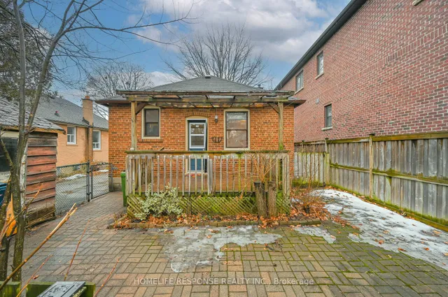 Additional image 28 of 94 YORKVIEW Dr