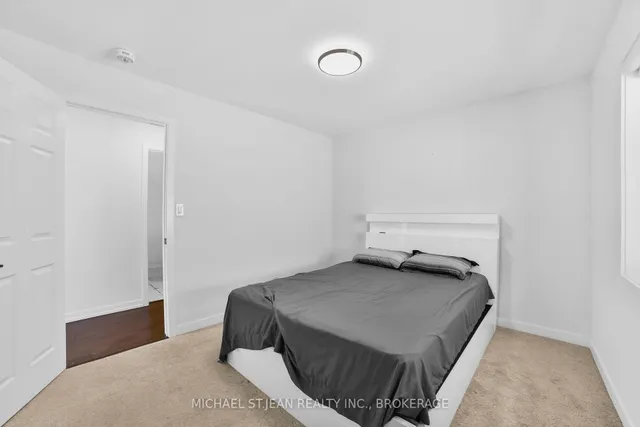 Additional image 23 of 32 Hedges Cres