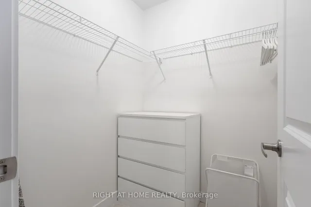 Additional image 35 of 1557 MIDLAND Ave