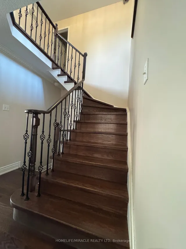 Additional image 5 of 311 Brisdale Dr