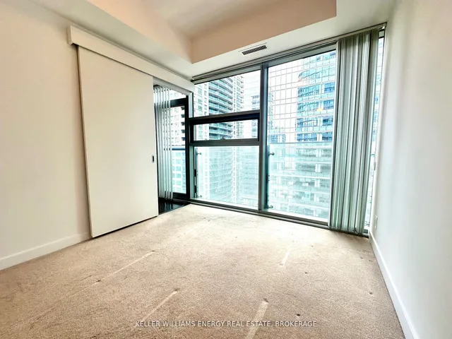 Additional image 13 of 12 York St Unit 1409