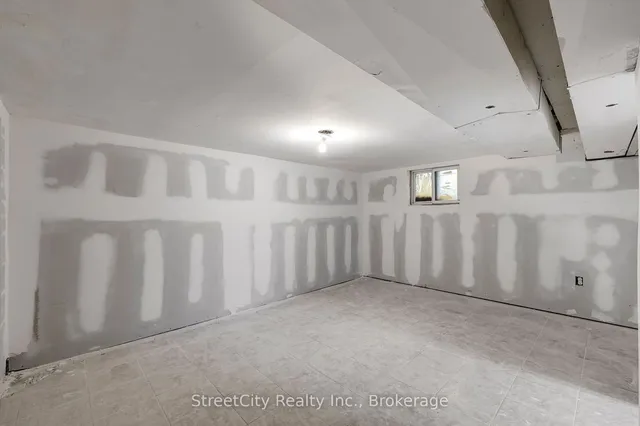 Additional image 18 of 1 MILTON Ave