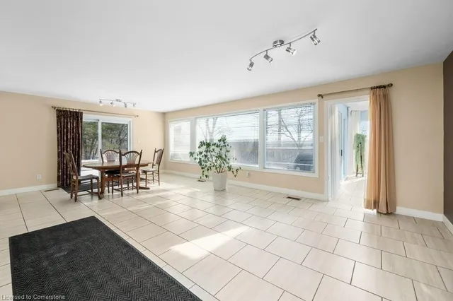 Additional image 11 of 14 Maple Ave