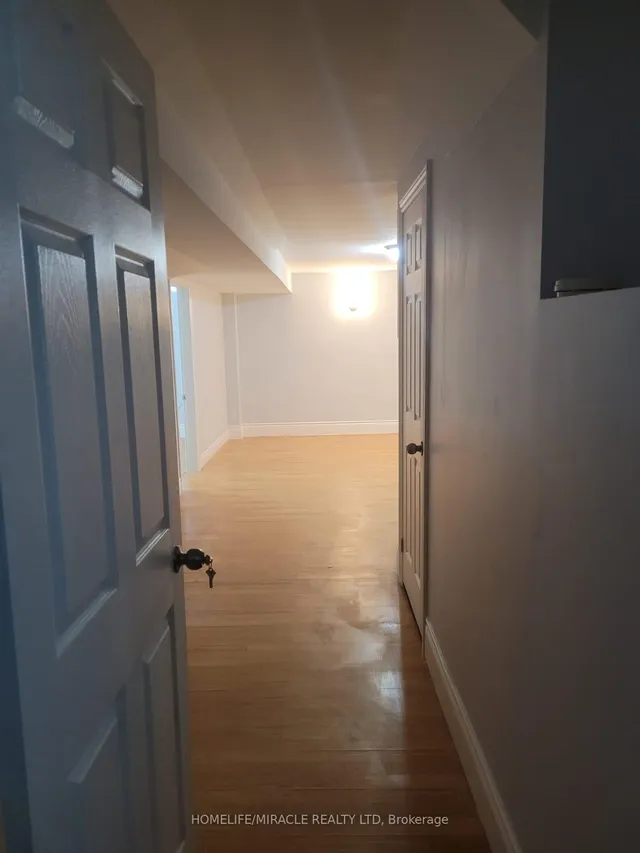 Additional image 18 of 34 Dunure Cres