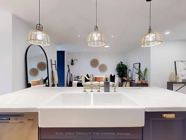 Additional image 14 of 246 Ontario St