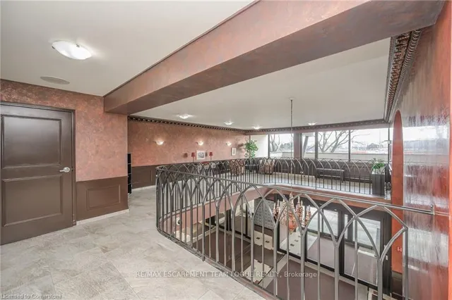 Additional image 8 of 301 FRANCES Ave Unit 1104