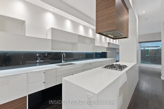 Additional image 5 of 235 Claremont St