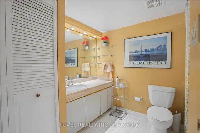 Additional image 7 of 65 Harbour Sq Unit 2410