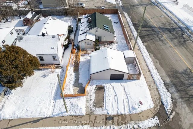 Additional image 35 of 1793 Main St