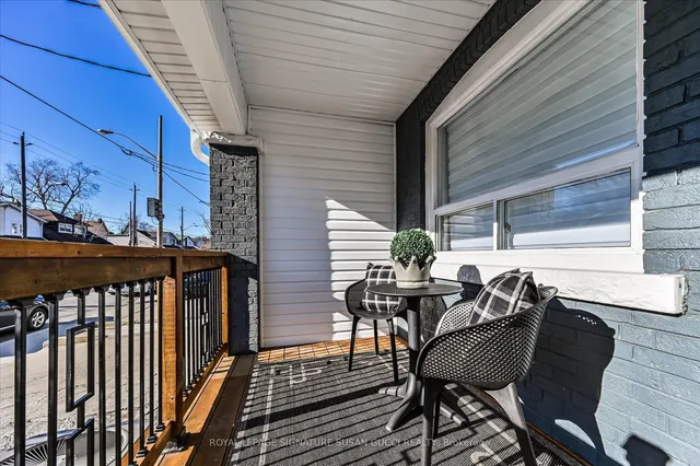 Additional image 2 of 131 Donlands Ave