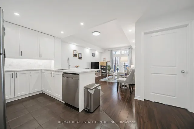 Additional image 16 of 396 Plains Rd Unit 201