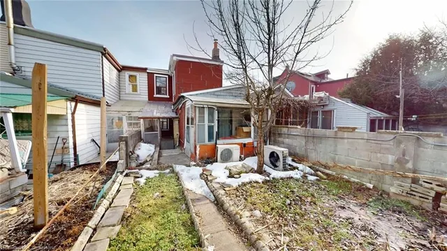 Additional image 21 of 36 Mitchell Ave