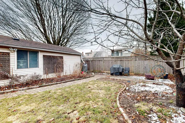 Additional image 33 of 41 Ecker Dr