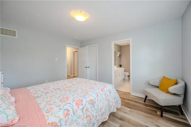 Additional image 7 of 230 Avonsyde Blvd Unit 37