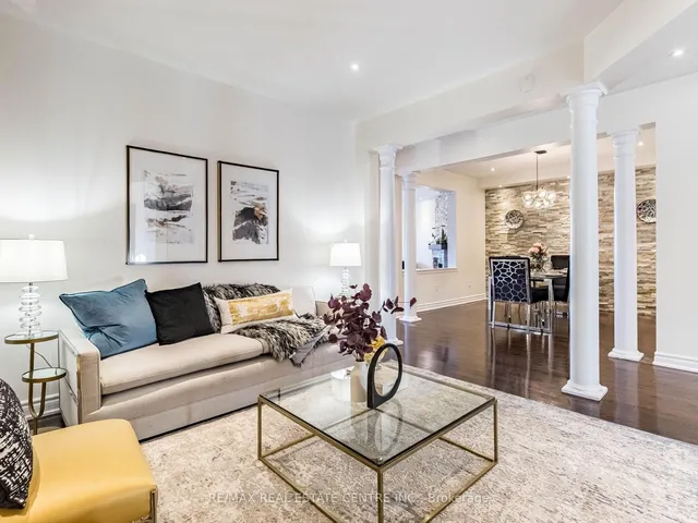 Additional image 12 of 853 Stoutt Cres