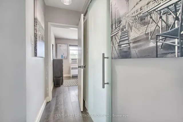 Additional image 27 of 2418 New St Unit 8