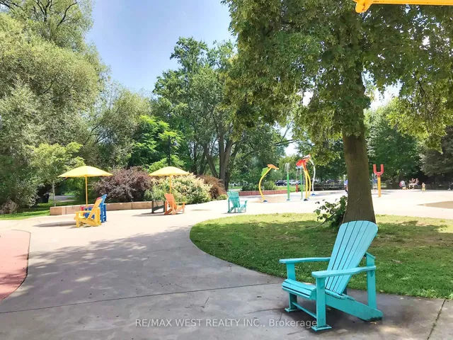 Additional image 30 of 56 Forty First St