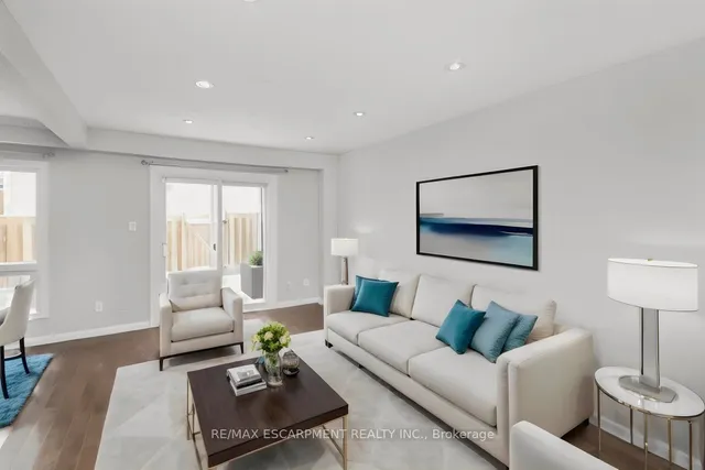 Additional image 18 of 14 Derby St Unit 35