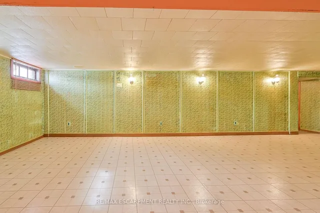 Additional image 24 of 41 Crane Crt