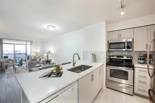 Additional image 7 of 8 Mondeo Dr Unit 512