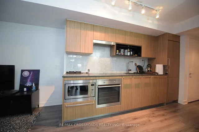Additional image 3 of 70 Queens Wharf Rd Unit 303