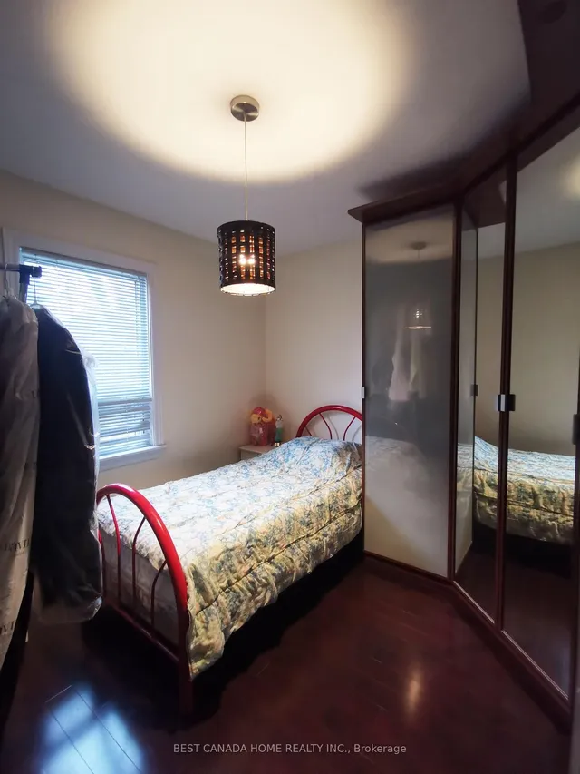 Additional image 8 of 252 Olive Ave